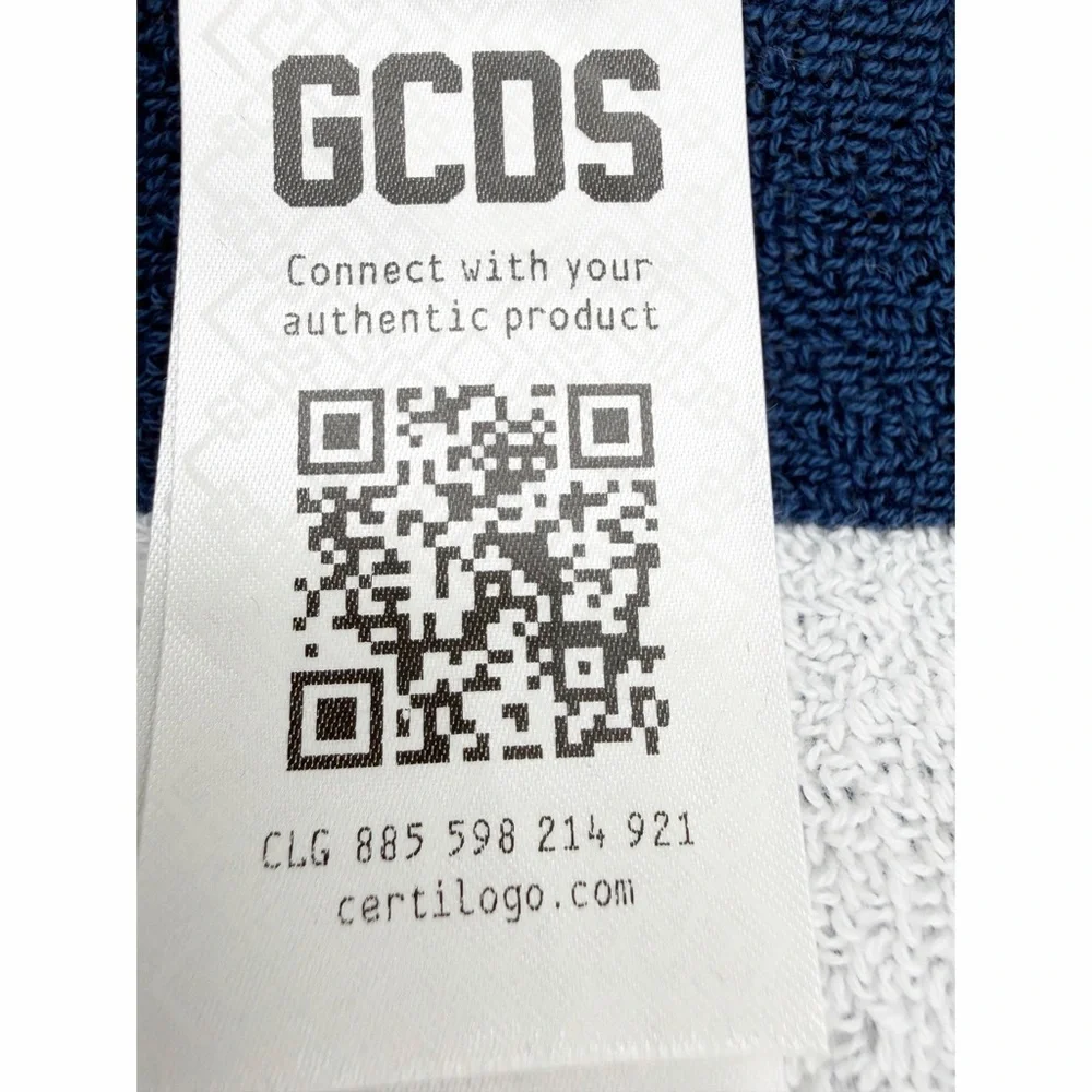 NWT GCDS Logo Print Cotton Beach Towel